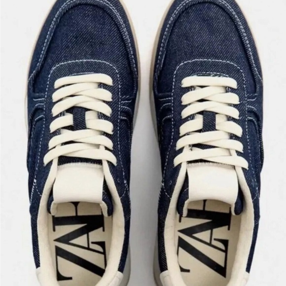 ZARA Dark Denim Sneakers Women Size
Euro 37 (6.5 US) - Picture 2 of 12